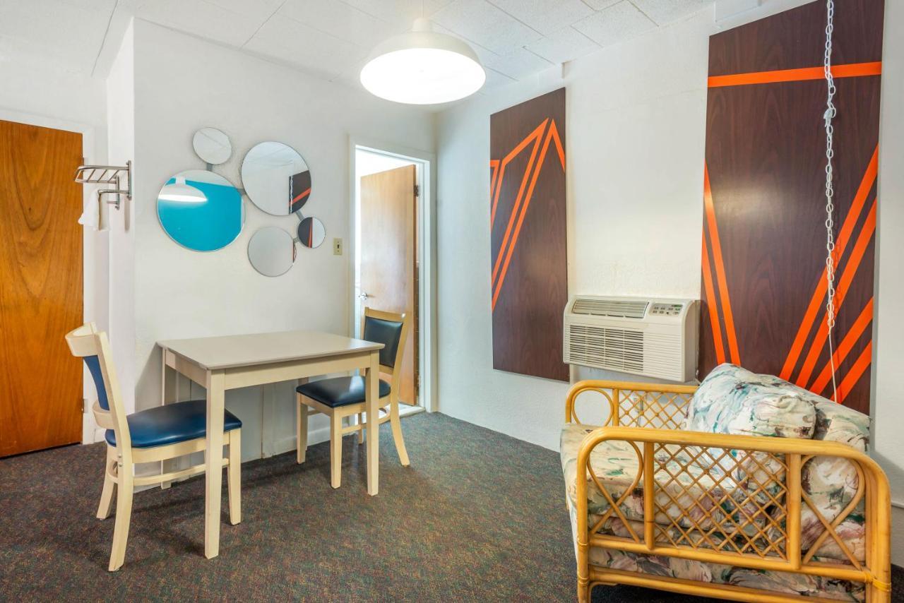 Boardwalk Hammock Inn Wildwood Beach Hotel Oceanfront Extérieur photo